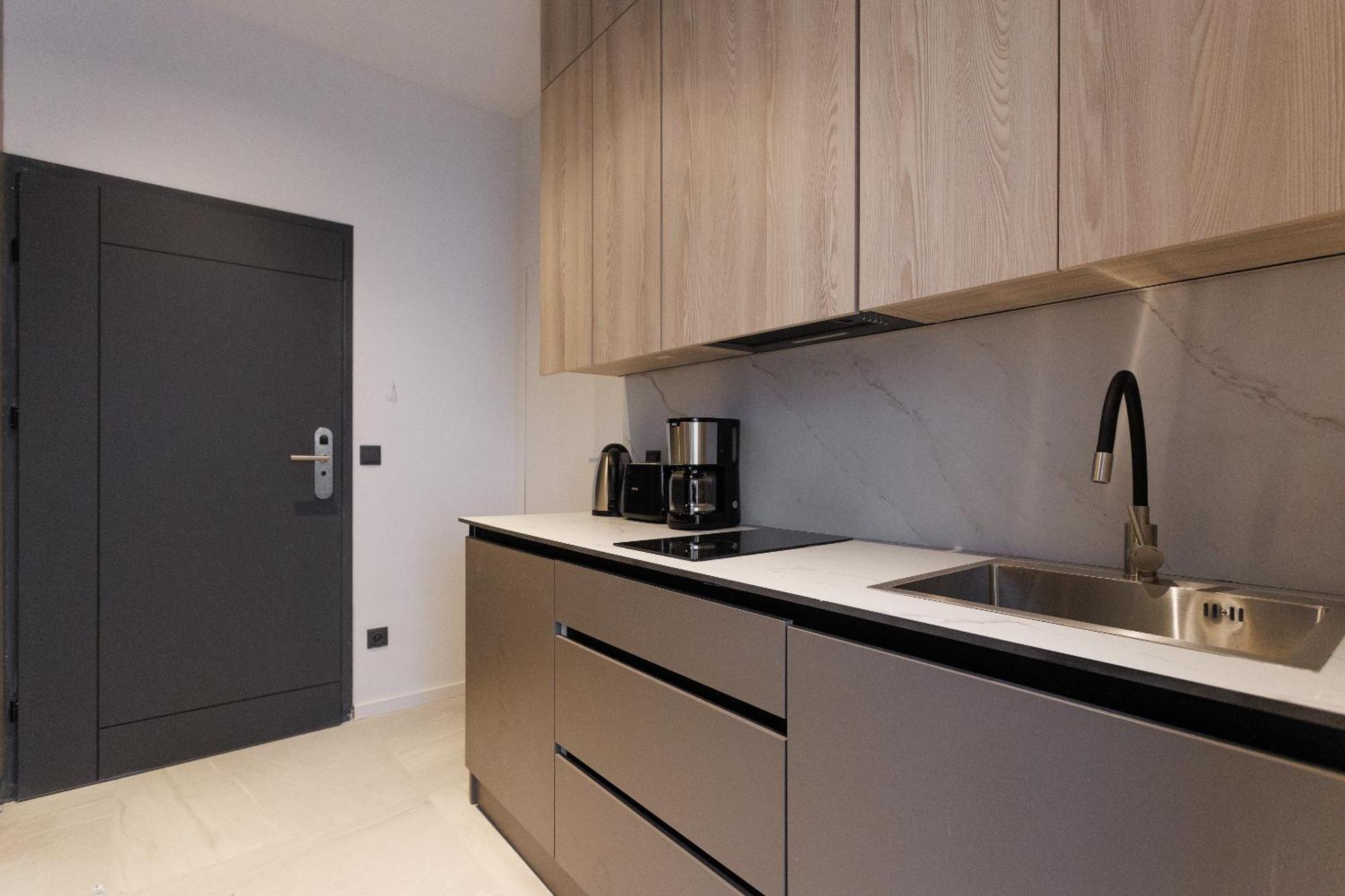 House In Apartment *