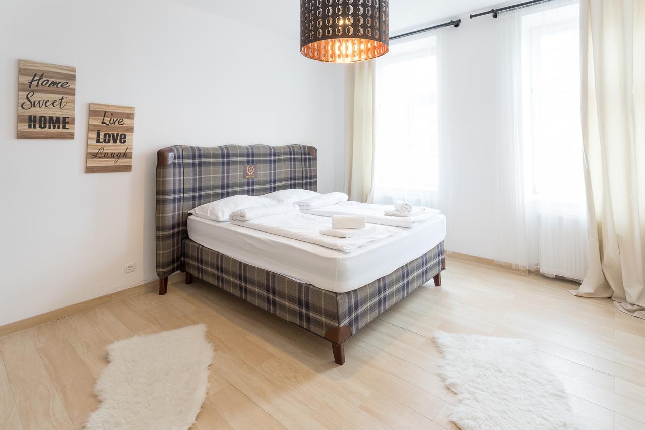 Apartament House In *