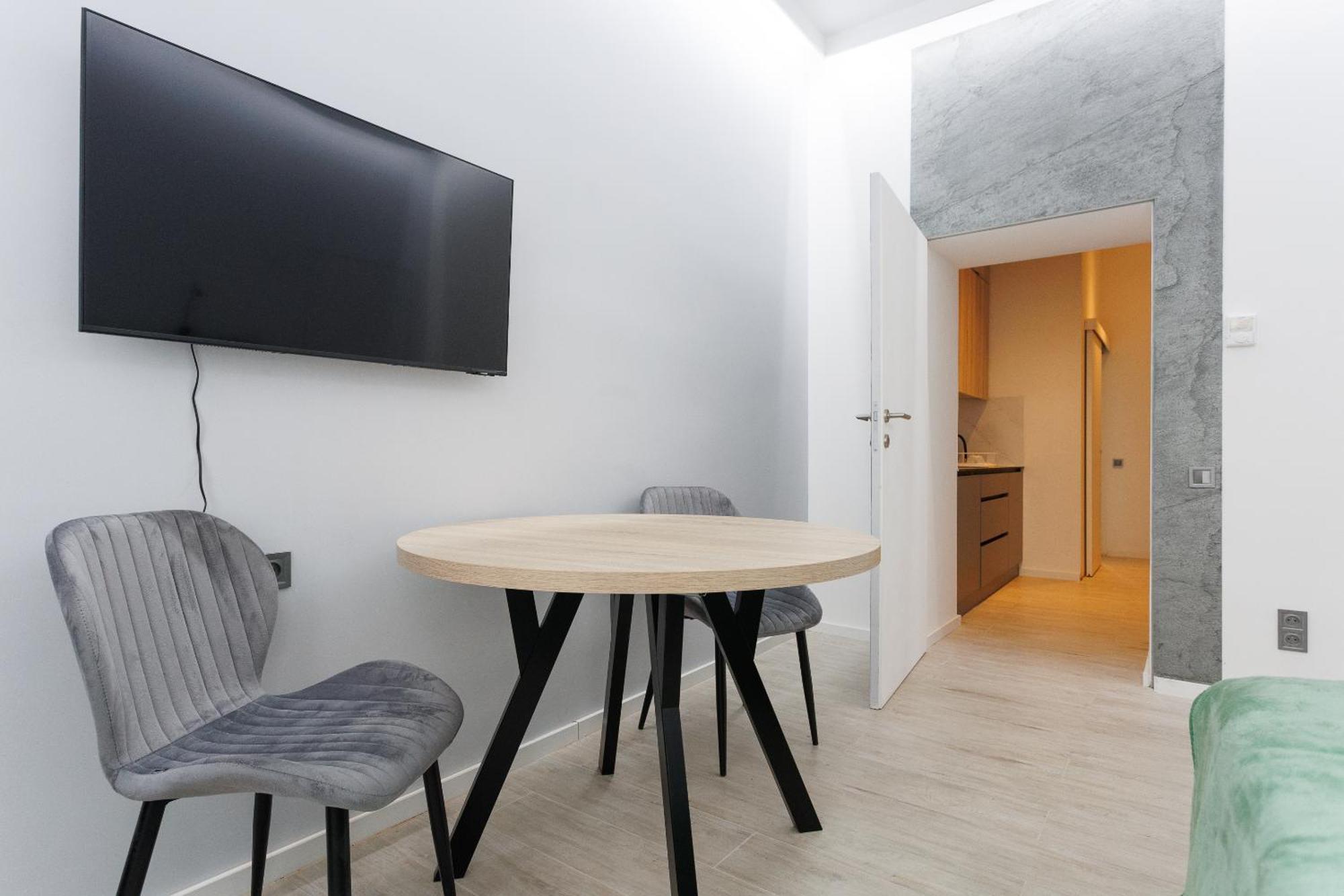 Apartament House In *