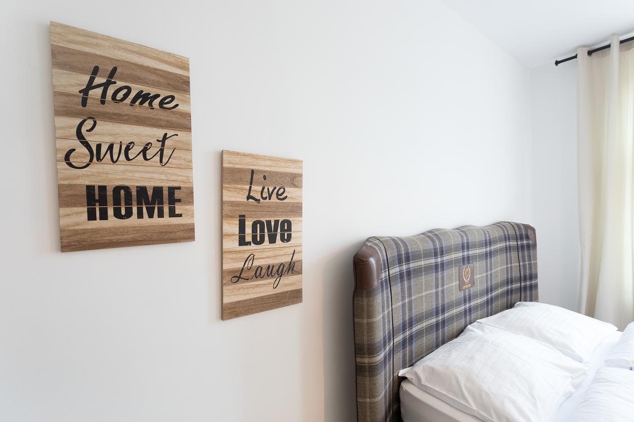 Apartament House In *